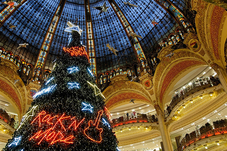 The Christmas tree in the 'Galeries Lafayette'