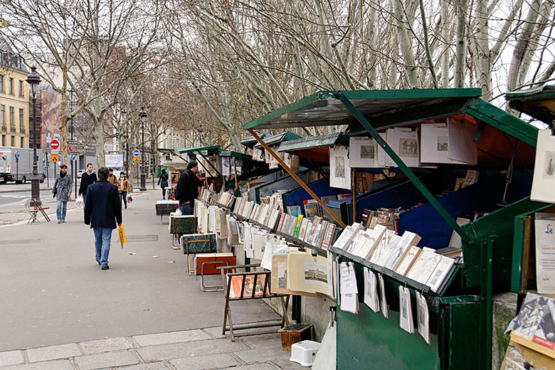 Along the 'Quai Malaquais'