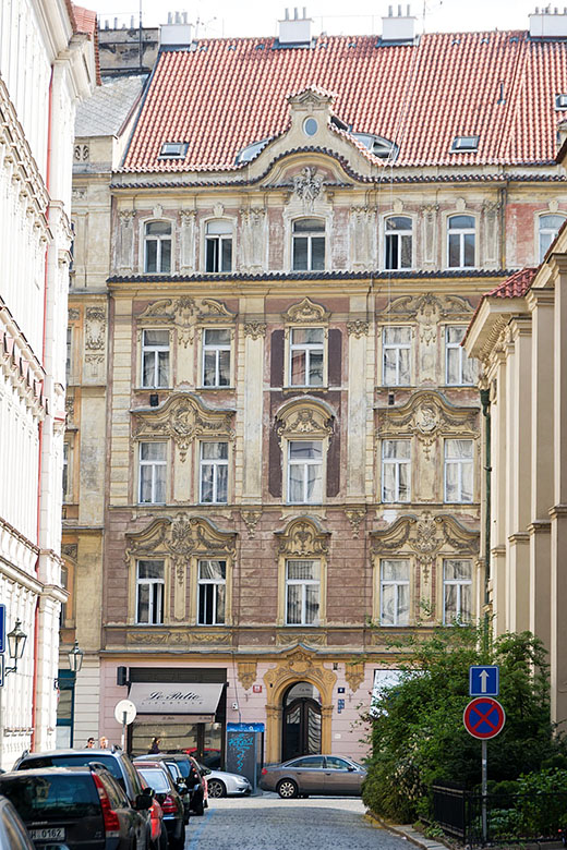 A sidestreet off Pařížská Avenue