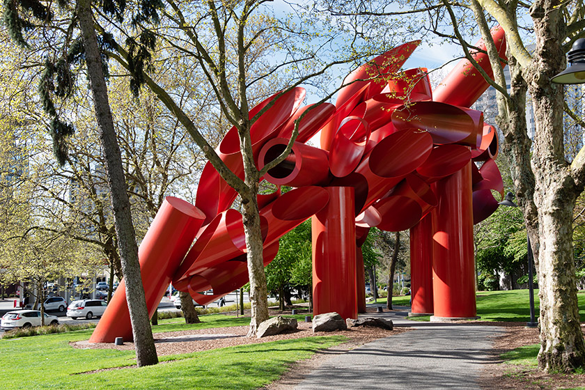 Alexander Liberman's 'Olympic Iliad' in Space Needle Park