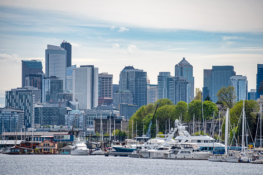 Seattle skyline seen from N. Northlake Way