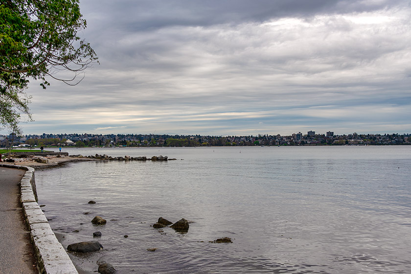 Looking along the Seawall Path