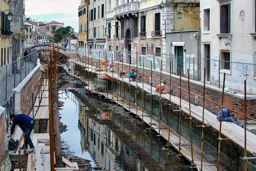 "Road work" in Venice